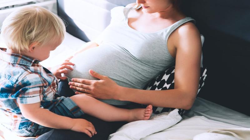 Рождение сиблинга не всегда может оказаться счастьем для ребенка